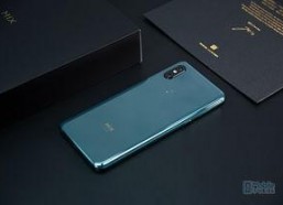 国产热门精品,匠心独运，引领潮流